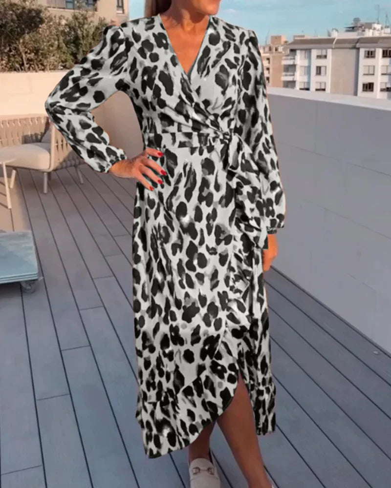 Jacelyn | Trendy V-hals Jurk met Luipaardprint voor Dames