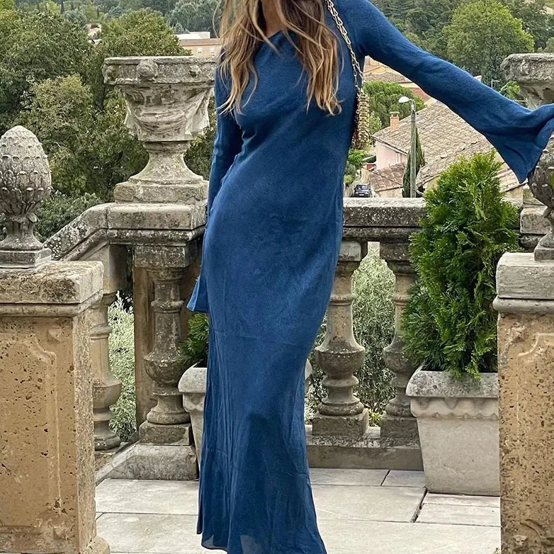 Kendra – Elegante maxi-jurk met lange trompetmouwen