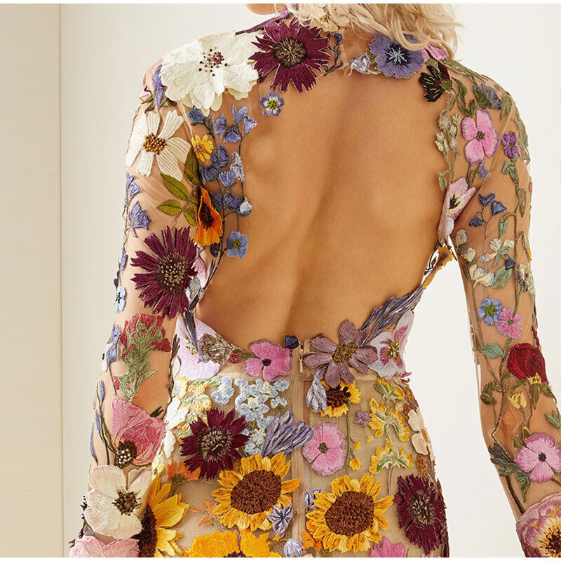 Jente – Elegante jurk met verfijnde bloemdecoratie