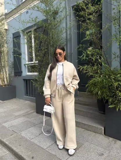 VICTORIA | Oversized Tracksuit