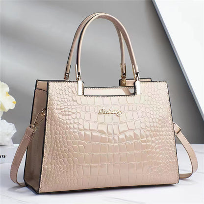 Amilia – Stijlvolle Handtas met Glanzende Krokodillook