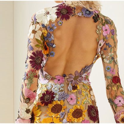 Jente – Elegante jurk met verfijnde bloemdecoratie
